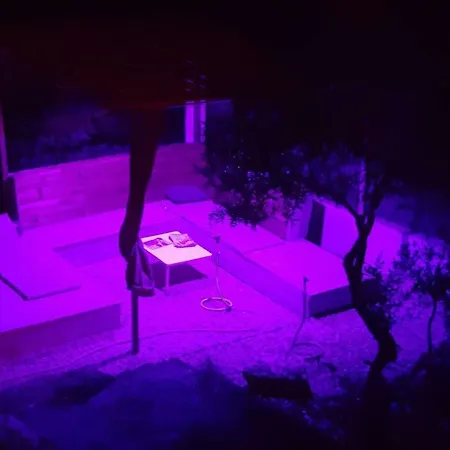 Beau T1 Bis Moderne Climatise * Villeneuve-lès-Avignon